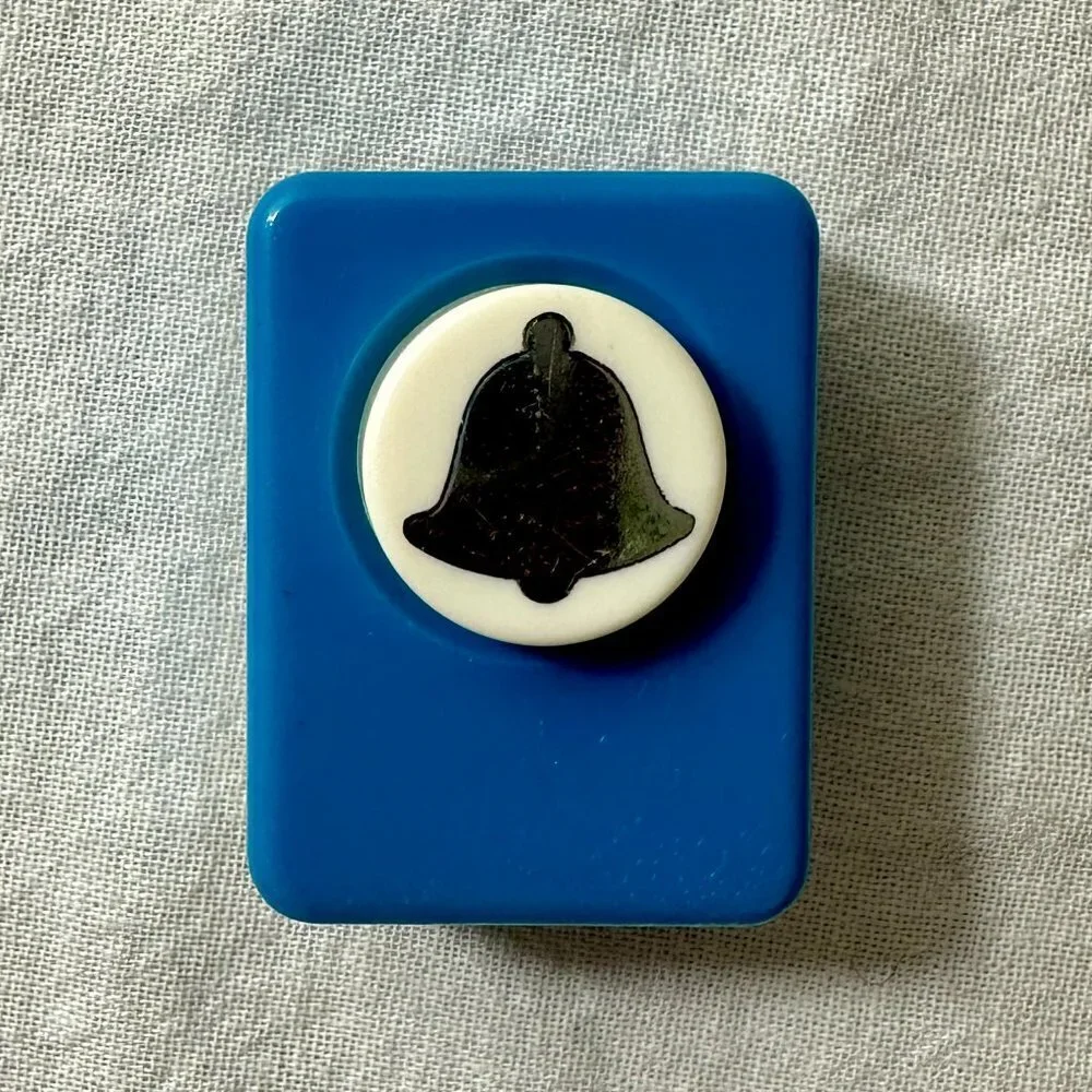 Scrapbooking Paper Punch - Bell Shape